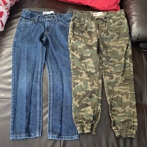 Levi's Kids Denim Blue Jeans and Camo Joggers